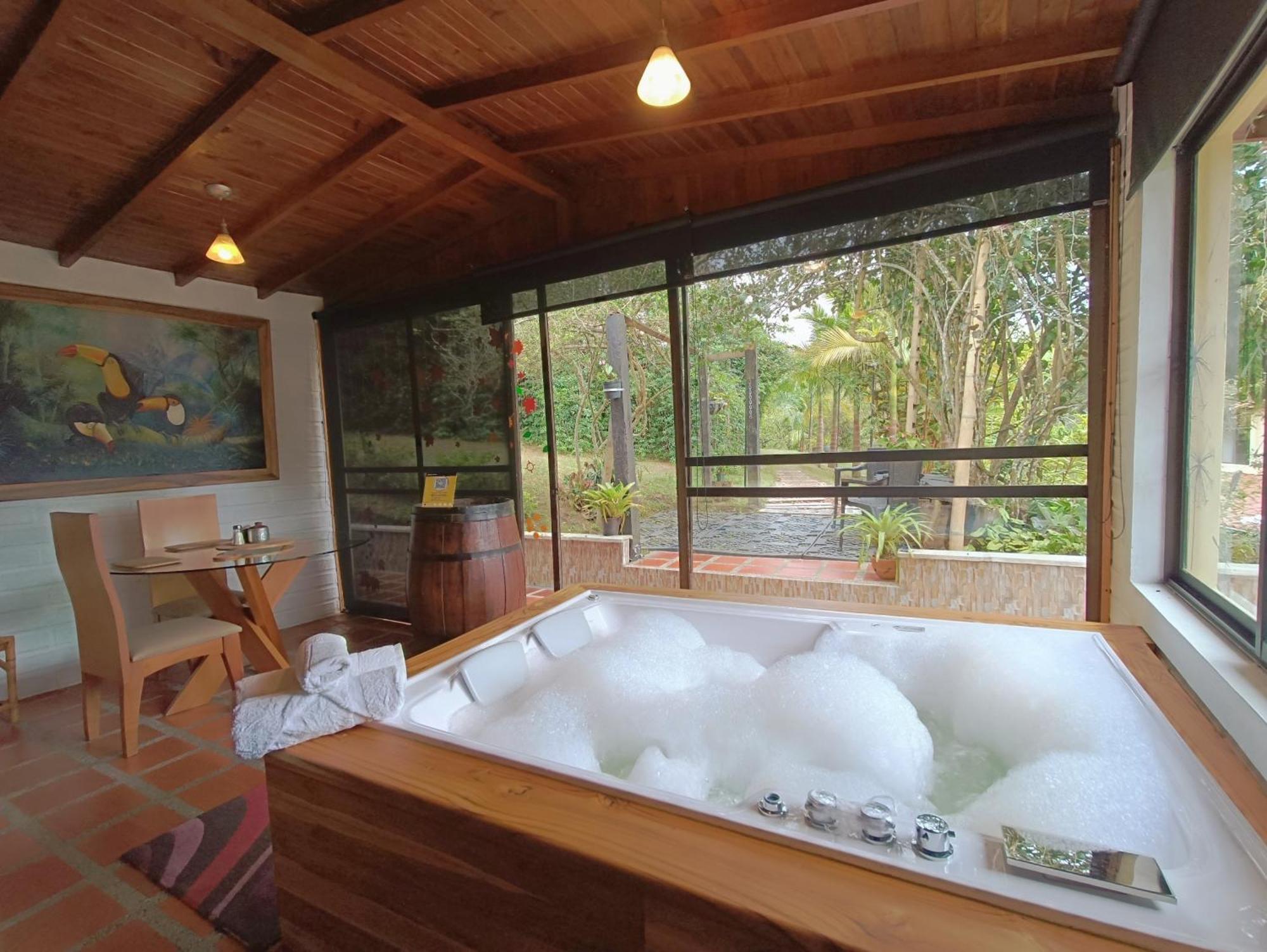 Monteverde Chalet De Montana Guarne Eksteriør bilde